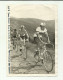 SPORTS . CYCLISTES . PHOTO . A F P. TOUR DE L AVENIR DANS LA MONTEE DU COL DU PERTY . OVION ET DEN HARTOG - Deportes