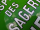 Delcampe - Ancienne Plaque Émaillée Bombée Correspondant Des Messageries Hachette Émaillerie Alsacienne De Strasbourg - Alimentos