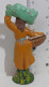 I117159 Pastorello Presepe - Statuina In Celluloide - Donna Con Paniere - Cm 11 - Weihnachtskrippen