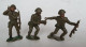 LOT 3 FIGURINES CRESCENT TOYS SOLDATS WWII ANGLAIS RADIO GRENADE TIREUR MITRAILLETTE FIGURINE SOLDAT - Militaires