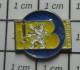 810E Pin's Pins / Beau Et Rare / MARQUES / BATTAILLE LION HERALDIQUE BLANC - Trademarks