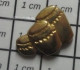 1818c PINS PIN'S / Beau Et Rare : MUSIQUE / MINI PIN'S METAL JAUNE TAM-TAM PERCUSSIONS - Musica