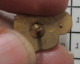 1818c PINS PIN'S / Beau Et Rare : MUSIQUE / MINI PIN'S METAL JAUNE TAM-TAM PERCUSSIONS - Musica