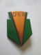 Embleme De Moto Allemand DKW Vers 1930/German DKW Motorcycle Emblem 1930s,size=55x37 Mm,weight=30 Grams - Otros & Sin Clasificación