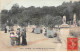 PARIS - Le Jardin Du Luxembourg - Très Bon état - Parques, Jardines