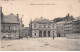 SEDAN - Place Turenne - Hôtel De Ville - Très Bon état - Sedan