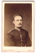 Fotografie Gustav Schlüter, Goslar, Breitestrasse 92, Ufz. Des 19. Regt. In Uniform Mit Eingestecktem Orden  - Anonymous Persons