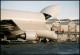 Ansichtskarte  Flugzeuge - Airplane Beluga Bei Der Beladung 2003 Privatfoto - 1946-....: Moderne