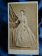 Photo CDV Touzery Dit Gustave Orléans  Jeune Femme  Robe Avec Taille Fine  Sec. Emp. CA 1865 - L442 - Oud (voor 1900)
