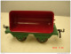 WAGON BENNE ECARTEMENT O  PEINTURE D 'ORIGINE    ROUGE  ET VERT 12cm  HORNBY /POUR HACHETTE ETAT NEUF - Goederenwagons