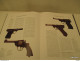 Delcampe - LIVRE  - Les Armes De Poing  -  Edition 1994 - Format 33 Cm X 24 Cm - 112 Pages  Tres Bon Etat - Armas De Colección