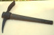 US ARMY - INTRENCHING PICK MATTOCK  M1910 Piochon US Provenance Normandie 44 WWII Ref SLO0922PIO002 - 1939-45