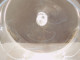 Delcampe - -ANCIEN  PRESENTOIR à MIGNARDISES CLOCHE Verre Gravé étoiles Sur 3 Pieds   E - Glass & Crystal