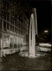 Ansichtskarte Köln Sparkassenbrunnen Und Sparkasse Bei Nacht 1961 - Köln