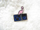 PIN'S    FLAMANT ROSE  FOUR - Animales