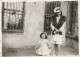JEWISH JUDAICA  TURQUIE CONSTANTINOPLE FAMILY ARCHIVE SNAPSHOT  PHOTO ENFANT GIRL FEMME CHAPEAU 8.2X11.3cm. - Persone Anonimi