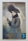 Cpa. Illustrateur Lucien Achille Mauzan. Jeune Femme Au Chapeau, Gants, Gant - Mauzan, L.A.