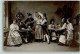 39799208 - Frauen Tracht Gitarre Zither - Dances