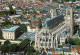 18 - Bourges - La Cathédrale Saint Etienne - A Gauche, L'hôtel De Ville - Vue Aérienne - CPM - Voir Scans Recto-Verso - Bourges