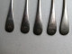 Delcampe - UNE SERIE DE 6  FOURCHETTES A HUITRES - Silverware