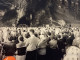 Snapshot 1950 Lourdes, Homme, Femme, Debout Devant La Grotte - Personas Anónimos