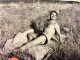 Photo Snapshot 1950  Le Puy-en-Velay Homme, Allongé Sur Une Serviette De Profil, En Maillot De Bain, Slip, Culotte - Anonieme Personen