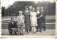 PHOTO DE 9 X 6 CMS FAMILLE AVEC ENFANTS ET CHIEN - Persone Anonimi