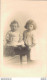 CARTE PHOTO NON IDENTIFIEE REPRESENTANT DEUX FILLETTES POSANT DANS LE STUDIO HAMILTON 32 OCEAN ROAD SOUTH SHIELDS - A Identifier