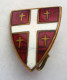 BROCHE  à Identifier - Insigne Religieux ? - 1 Croix Blanche Et 4 Croix Dorées , Fond Rouge , émail - Godsdienst & Esoterisme