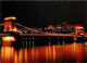 72847681 Budapest Kettenbruecke Bei Nacht Mit Burg Budapest - Hungary