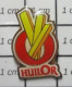 1818B Pin's Pins / Beau Et Rare / THEME : ALIMENTATION / HUILOR FRITES - Alimentación