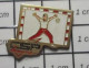 1818B Pin's Pins / Beau Et Rare / SPORTS / CLUB HAND-BALL CSP LOCMINe BRETAGNE - Handbal