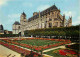 18 - Bourges - La Cathédrale Saint Etienne - Les Jardins De L'Hôtel De Ville - Fleurs - CPM - Voir Scans Recto-Verso - Bourges