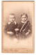 Fotografie H. Zernsdorf, Belzig, Sandbergerstr. 23, Junges Geschwisterpaar Arm In Arm  - Personnes Anonymes