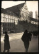 Fotografie Unbekannter Fotograf, Ansicht München, Michaelishofkirche Neuhauserstrasse, Frauenkirche Im Hintergrund  - Lugares