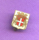 Broche  Chambery  ( Ce N'est Pas Un Pin's ) - Villes