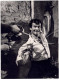 Orig. Foto Frank Latimore Von Alexander Scotti/Wiesbaden Für Constantin Film, S/w, Größe: 80x242mm, RARE - Actores Y Comediantes 