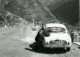 1960 REAL PHOTO FOTO RENAULT DAUPHINE LIMITÉ 60 KM CAR VOITURE FRANCE AT74 - Automobile