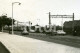 60s ORIGINAL AMATEUR PHOTO FOTO TRAIN COMBOIO ALCANTARA LISBOA PORTUGAL RENAULT FLORIDE CARAVELLE SIMCA ARONDE AT138 - Eisenbahnen