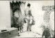 70s ORIGINAL AMATEUR PHOTO FOTO BEACH  MAN COOKING  PORTUGAL GAY INTEREST AT77 - Anonymous Persons