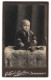 Fotografie G. Karl Lagillier, Duderstadt I. H., Portrait Baby Sitzt Auf Fell  - Anonyme Personen