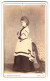 Fotografie A. Schnackenburg, Görlitz, Schützweg 1, Portrait Junge Frau Im Hellen Kleid Mit Locken  - Anonyme Personen