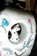 * Bouteille Vide - Porcelaine Asiatique - Décorée D'un Oiseau Et D'un Chat - Arte Asiatica