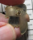 912B Pin's Pins / Beau Et Rare / Thème MEDICAL / DENT DENTISTE MOLAIRE MD - Medical