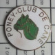 912B Pin's Pins / Beau Et Rare / ANIMAUX / CHEVAL PONEY CLUB DE CAEN Et Pas De Cane You Stupid Idiot ! - Animals