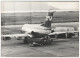 C5850/ Flughafen Ibiza Flugzeug LTU Wird Betankt  Foto 21 X 15 Cm 70er Jahre - Other & Unclassified