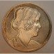 Médaille Argent 1er TITRE- PORTRAIT DE JEUNE FILLE AVEC BONNET, Lartdesgents.fr - Royal / Of Nobility