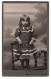 Fotografie Rich. Schlüter, Neuburg A. D., Färberstrasse 85, Portrait Kleines Mädchen Im Kleid  - Anonyme Personen