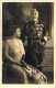 Photo CPA Kaiser Wilhelm II. Im Exil, Kaiserin Hermine, Reuß, Signiert - Familles Royales