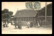 14 - LUC-SUR-MER - LA GARE DU TRAMWAY DE CAEN A LA MER - SORTIE DES VOYAGEURS - Luc Sur Mer